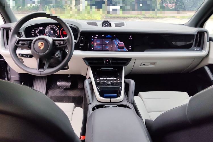 Used Porsche Cayenne 2025 Cayenne 3.0T Dream-Chasing Edition Center Console