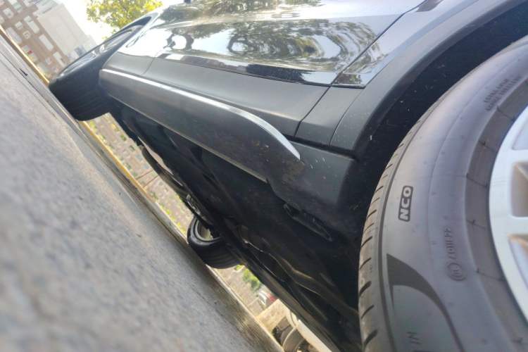 Used Porsche Cayenne 2025 Cayenne 3.0T Dream-Chasing Edition Chassis Front Right