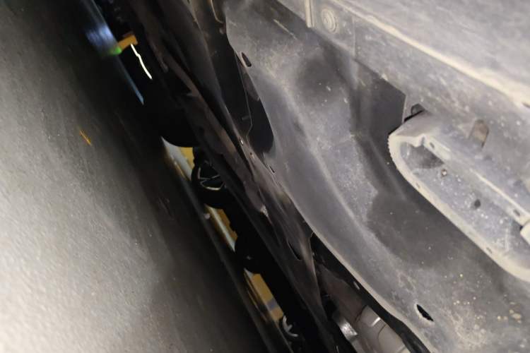 Used Porsche Cayenne 2025 Cayenne 3.0T Chassis Rear Left