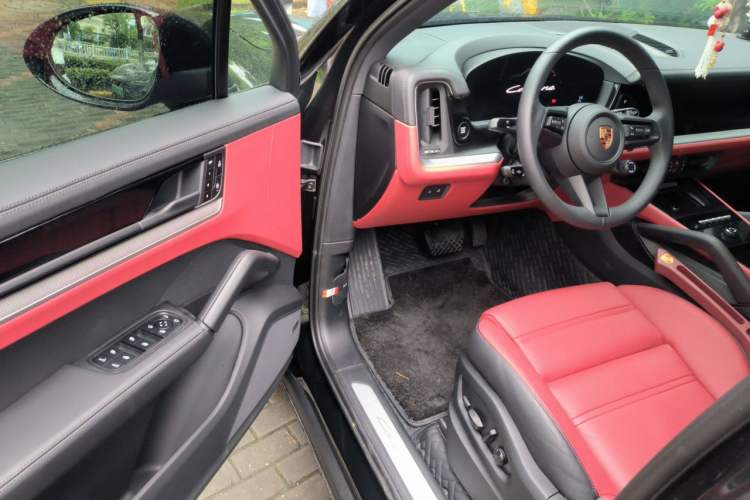 Used Porsche Cayenne 2025 Cayenne 3.0T Dream-Chasing Edition Driver Seat