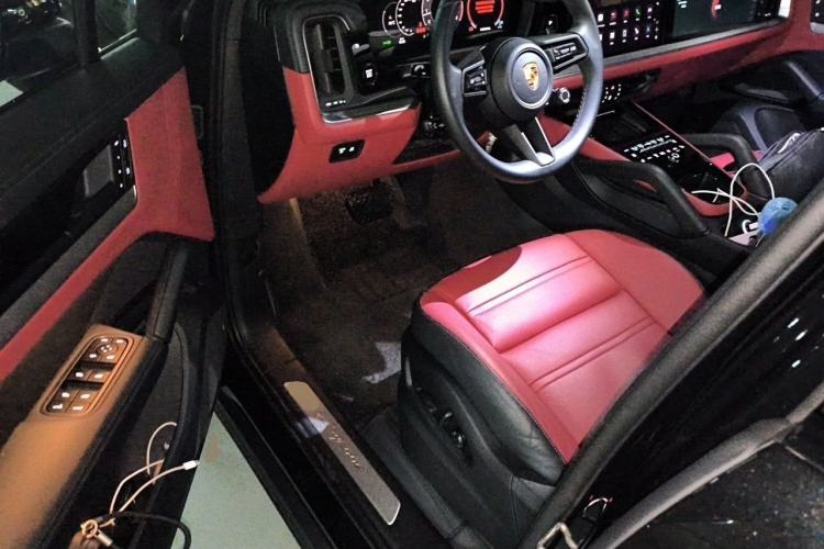 Used Porsche Cayenne 2025 Cayenne 3.0T Dream-Chasing Edition Driver Seat