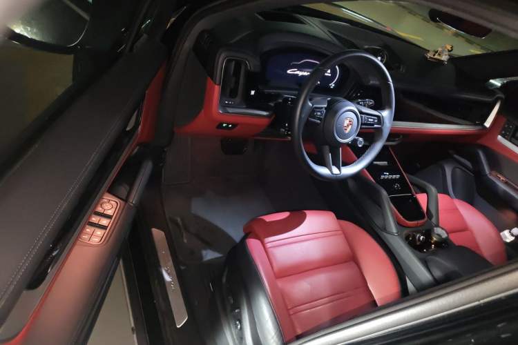 Used Porsche Cayenne 2025 Cayenne 3.0T Driver Seat