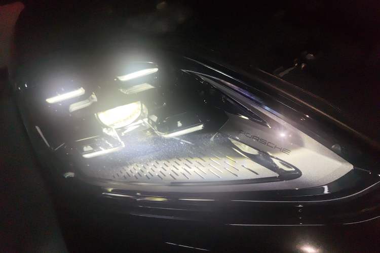 Used Porsche Cayenne 2025 Cayenne 3.0T Exterior 6