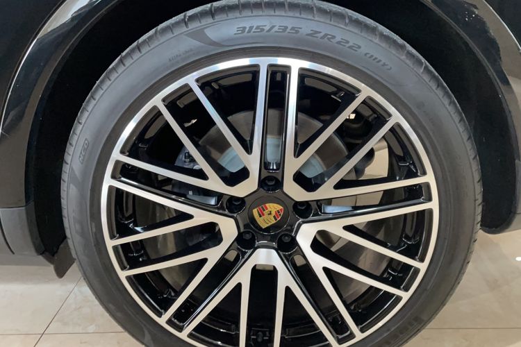 Used Porsche Cayenne 2025 Cayenne 3.0T Exterior 8
