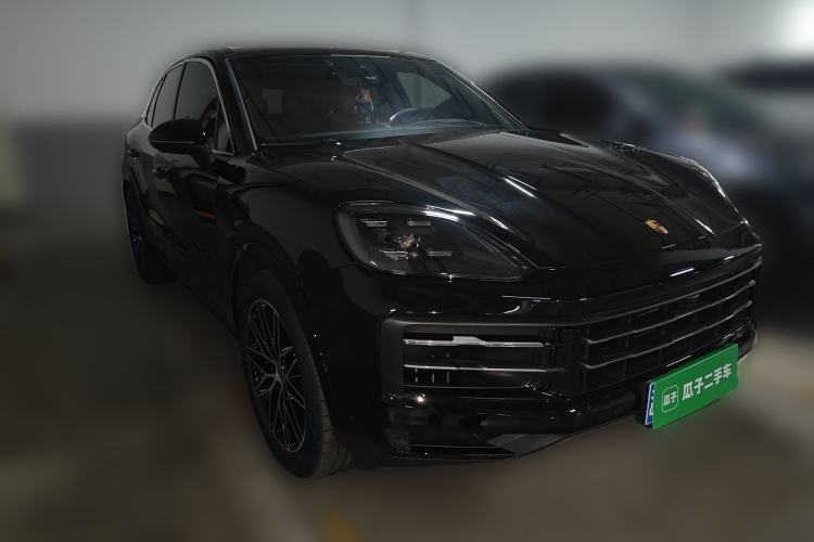 Used Porsche Cayenne 2025 Cayenne 3.0T Front Right 45 Deg
