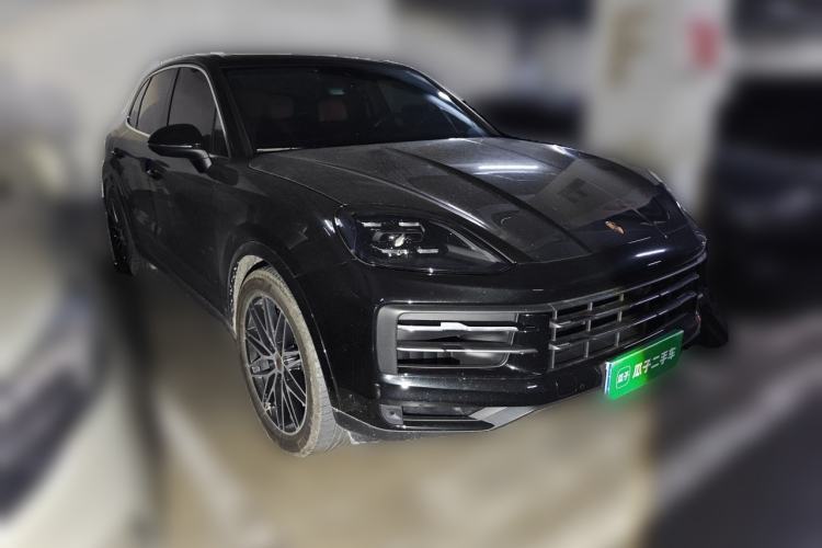 Used Porsche Cayenne 2025 Cayenne 3.0T Front Right 45 Deg