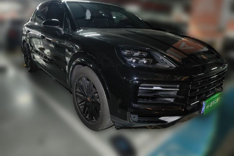 Used Porsche Cayenne 2025 Cayenne 3.0T Dream-Chasing Edition Front Right 45 Deg