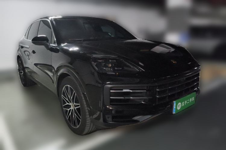 Used Porsche Cayenne 2025 Cayenne 3.0T Dream-Chasing Edition Front Right 45 Deg