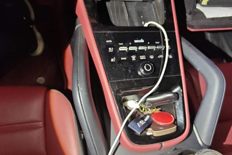 Used Porsche Cayenne 2025 Cayenne 3.0T Gear Lever