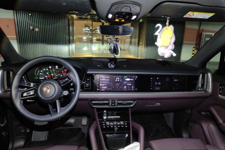 Used Porsche Cayenne 2025 Cayenne 3.0T Dream-Chasing Edition Headliner