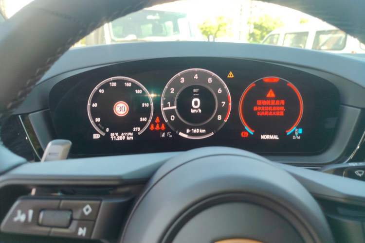 Used Porsche Cayenne 2025 Cayenne 3.0T Dream-Chasing Edition Instrument Cluster