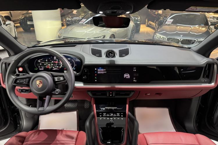 Used Porsche Cayenne 2025 Cayenne 3.0T Dream-Chasing Edition Interior 1