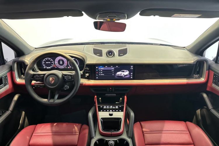 Used Porsche Cayenne 2025 Cayenne 3.0T Interior 1