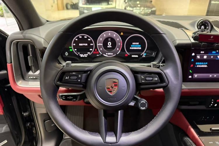 Used Porsche Cayenne 2025 Cayenne 3.0T Interior 2