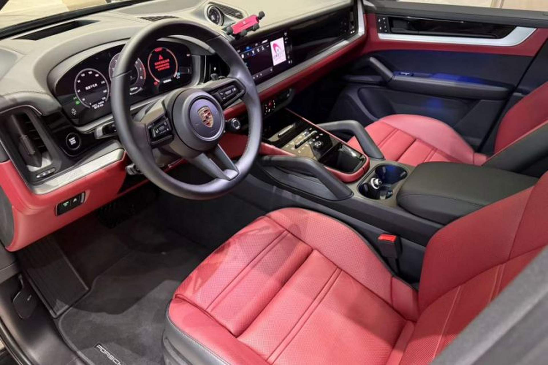Used Porsche Cayenne 2025 Cayenne 3.0T Interior 2