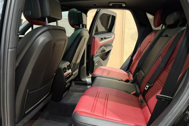Used Porsche Cayenne 2025 Cayenne 3.0T Interior 6