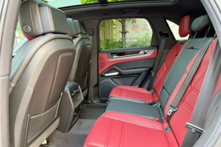 Used Porsche Cayenne 2025 Cayenne 3.0T Sport Edition Interior 6
