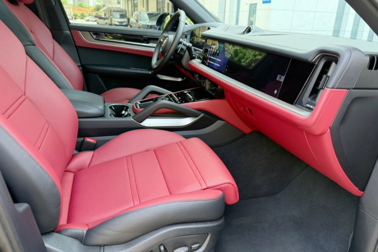Used Porsche Cayenne 2025 Cayenne 3.0T Sport Edition Interior 7