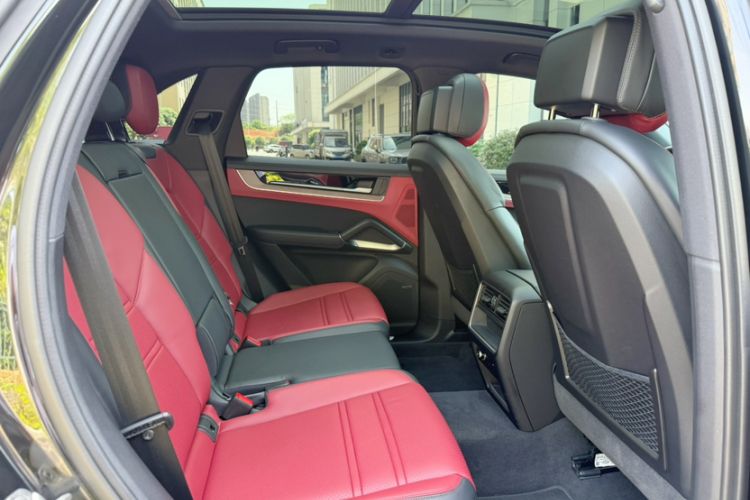 Used Porsche Cayenne 2025 Cayenne 3.0T Sport Edition Interior 8