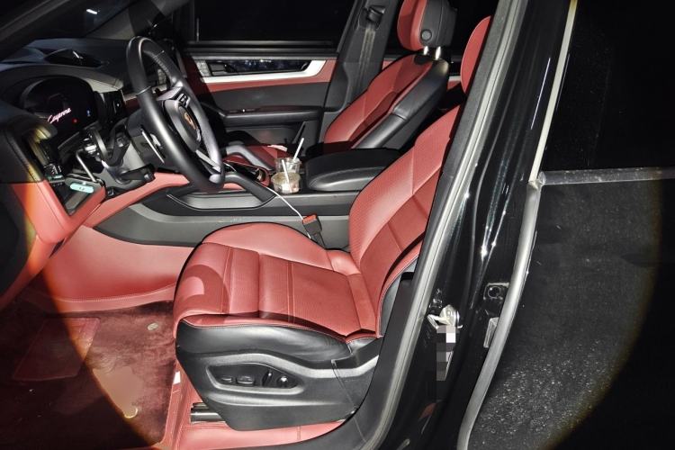 Used Porsche Cayenne 2025 Cayenne 3.0T Left Front Seat
