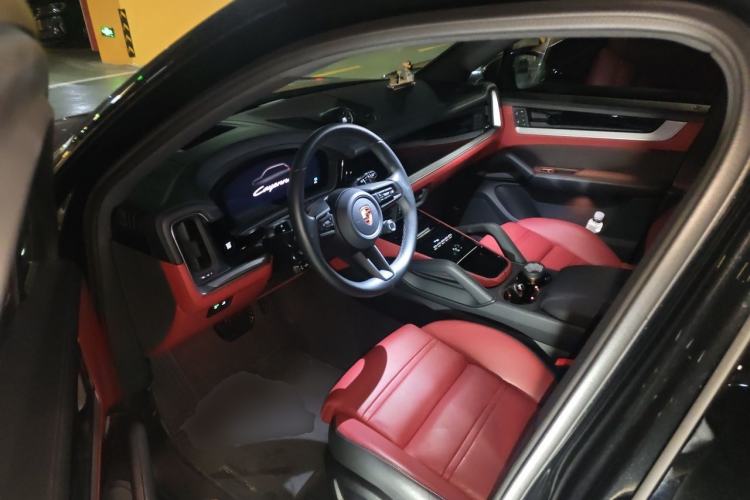 Used Porsche Cayenne 2025 Cayenne 3.0T Left Front Seat