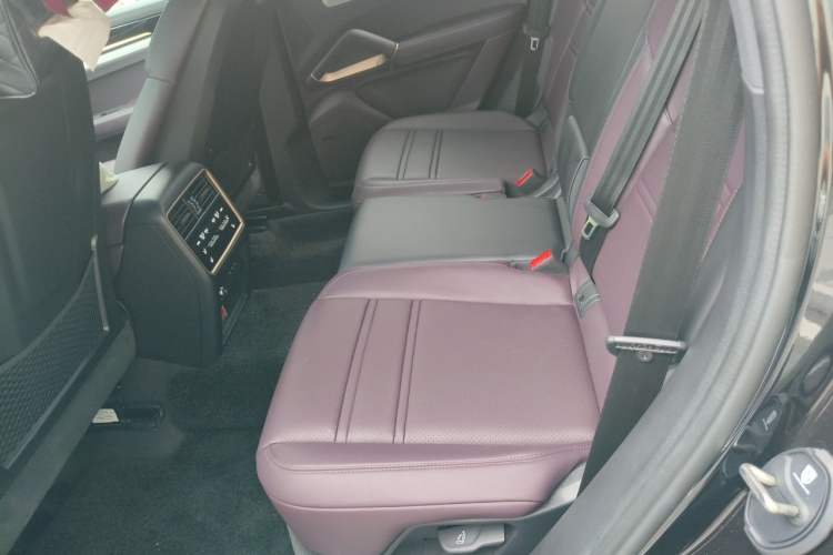 Used Porsche Cayenne 2025 Cayenne 3.0T Dream-Chasing Edition Left Rear Seat