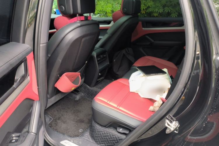 Used Porsche Cayenne 2025 Cayenne 3.0T Dream-Chasing Edition Left Rear Seat