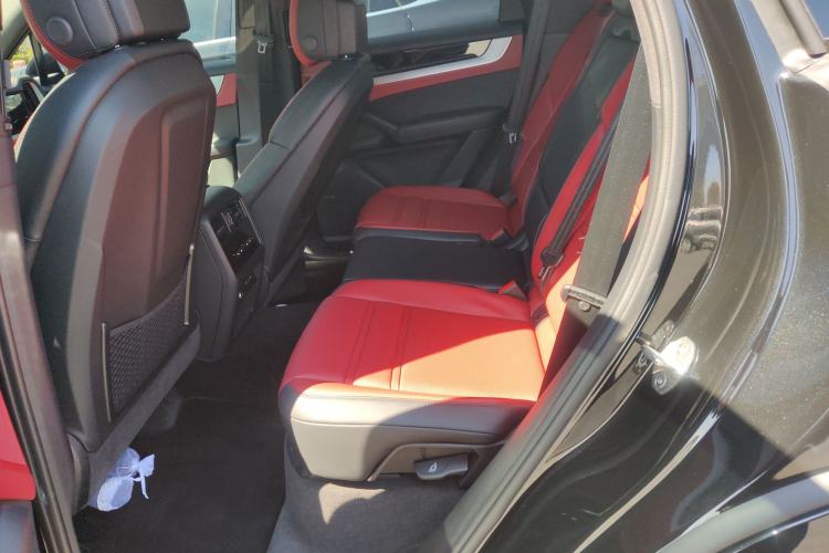 Used Porsche Cayenne 2025 Cayenne 3.0T Dream-Chasing Edition Left Rear Seat