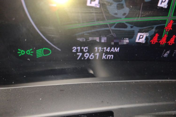 Used Porsche Cayenne 2025 Cayenne 3.0T Dream-Chasing Edition Odometer Close Up