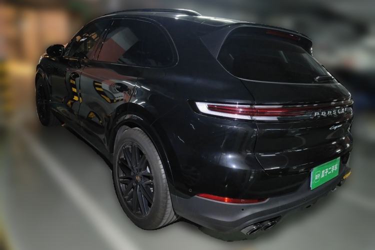 Used Porsche Cayenne 2025 Cayenne 3.0T Dream-Chasing Edition Rear Left 45 Deg