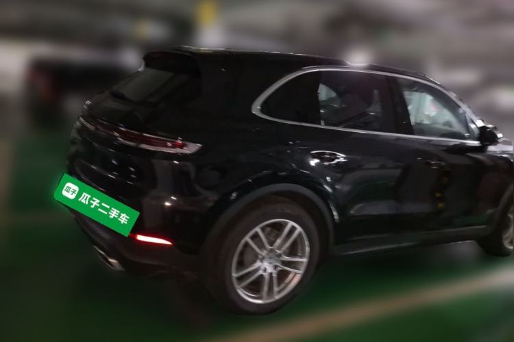 Used Porsche Cayenne 2025 Cayenne 3.0T Dream-Chasing Edition Rear Right 45 Deg