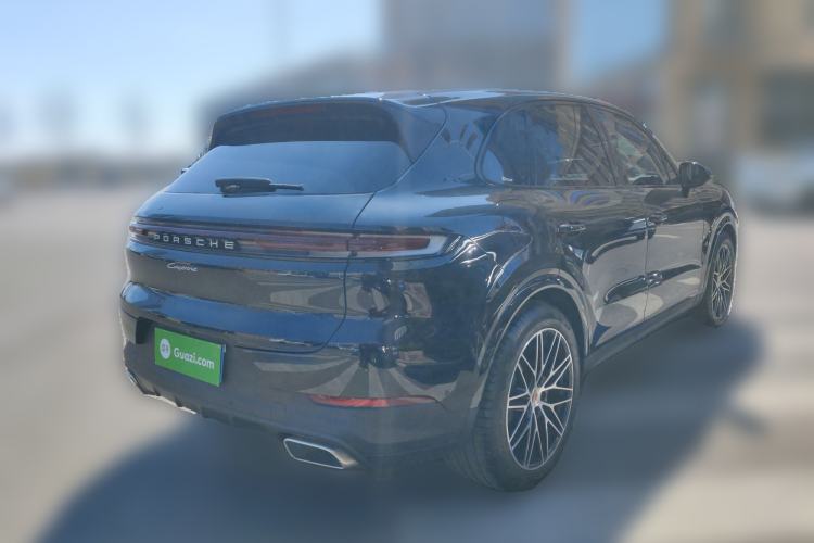 Used Porsche Cayenne 2025 Cayenne 3.0T Dream-Chasing Edition Rear Right 45 Deg