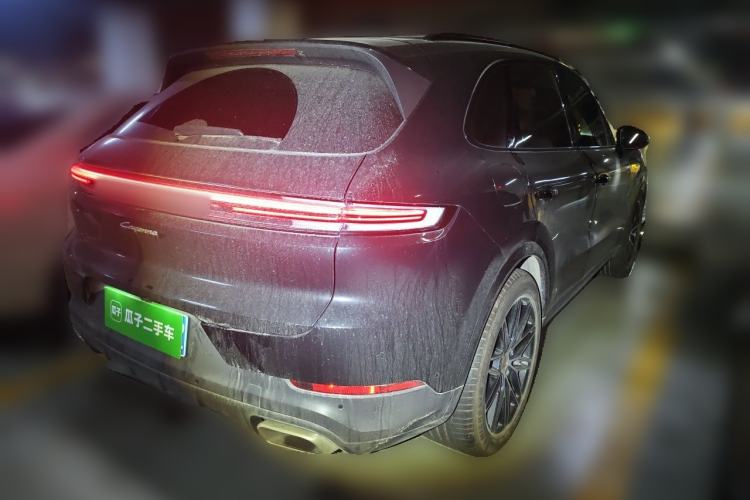 Used Porsche Cayenne 2025 Cayenne 3.0T Rear Right 45 Deg