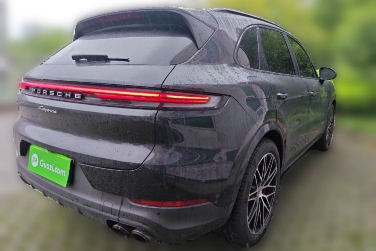 Used Porsche Cayenne 2025 Cayenne 3.0T Dream-Chasing Edition Rear Right 45 Deg