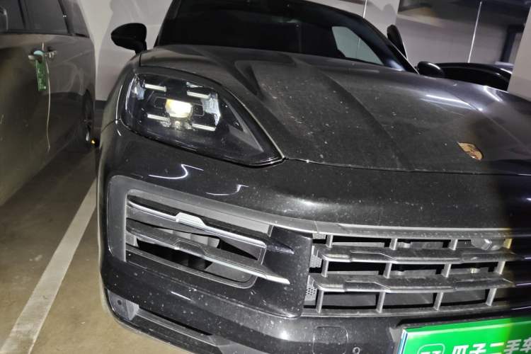 Used Porsche Cayenne 2025 Cayenne 3.0T Right Front Headlight