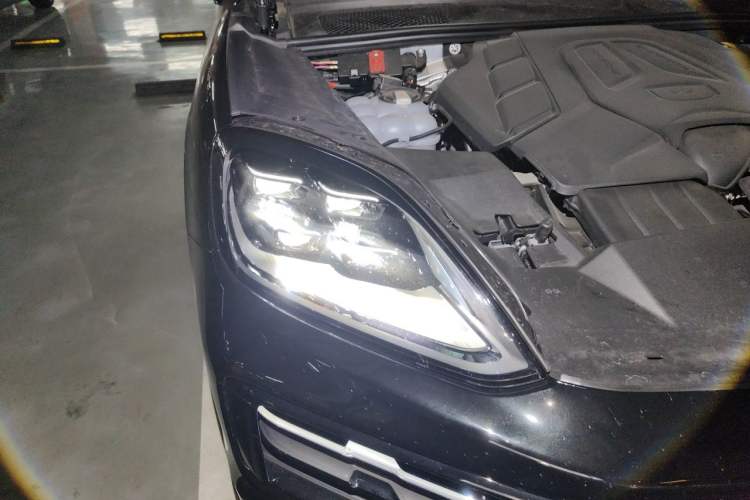 Used Porsche Cayenne 2025 Cayenne 3.0T Dream-Chasing Edition Right Front Headlight