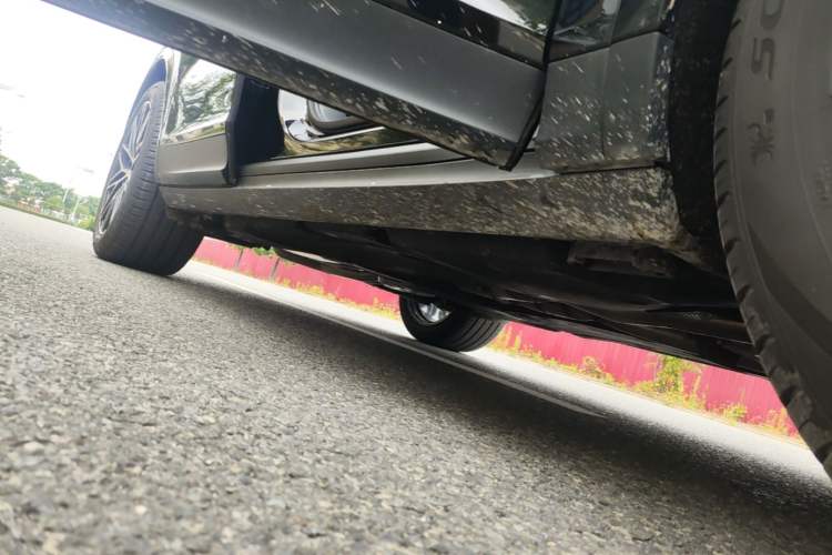 Used Porsche Cayenne 2025 Cayenne 3.0T Dream-Chasing Edition Right Side Sill