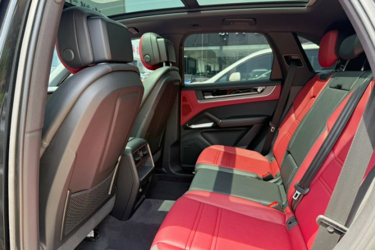 Used Porsche Cayenne 2025 Cayenne 3.0T Sport Edition Roof