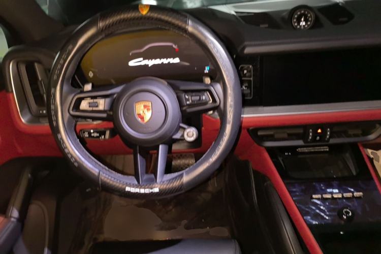 Used Porsche Cayenne 2025 Cayenne 3.0T Dream-Chasing Edition Steering Wheel
