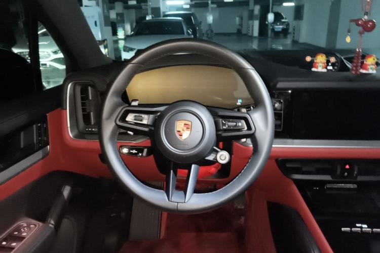Used Porsche Cayenne 2025 Cayenne 3.0T Dream-Chasing Edition Steering Wheel