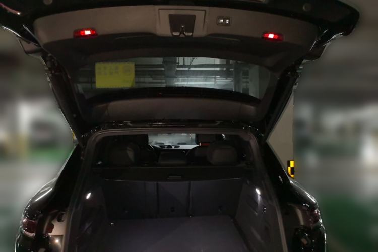 Used Porsche Cayenne 2025 Cayenne 3.0T Dream-Chasing Edition Trunk