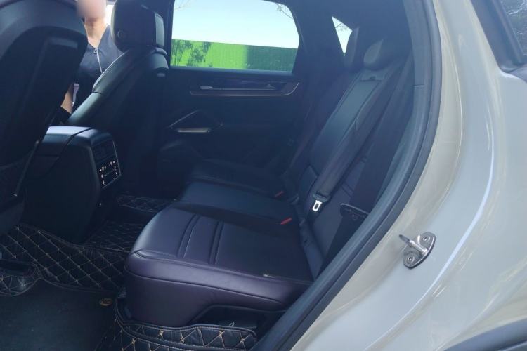 Used Porsche Cayenne 2025 Cayenne 3.0T Sport Edition Left Rear Seat