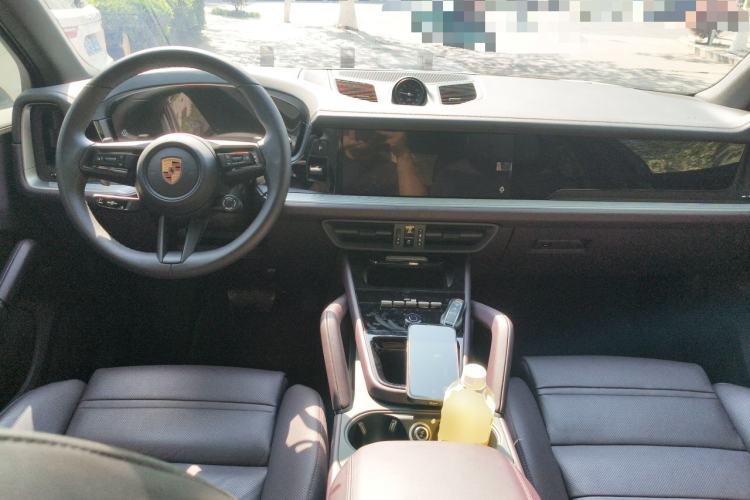 Used Porsche Cayenne 2025 Cayenne 3.0T Center Console