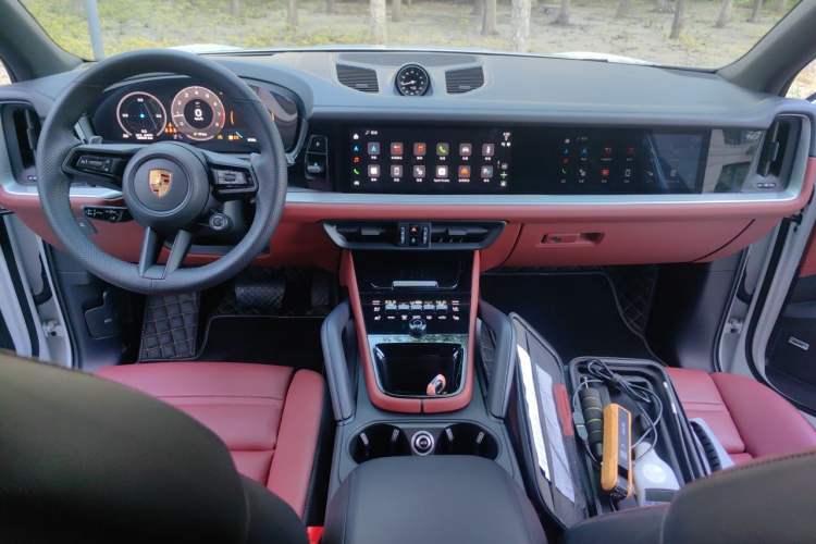 Used Porsche Cayenne 2025 Cayenne 3.0T Center Console