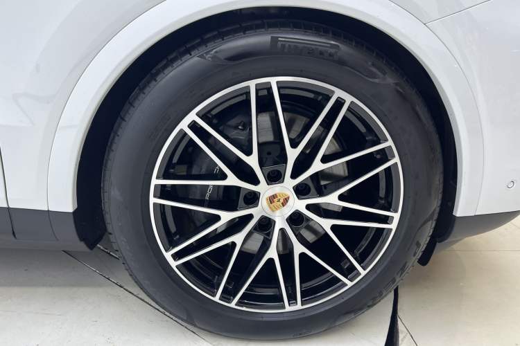 Used Porsche Cayenne 2025 Cayenne 3.0T Dream-Chasing Edition Exterior 5
