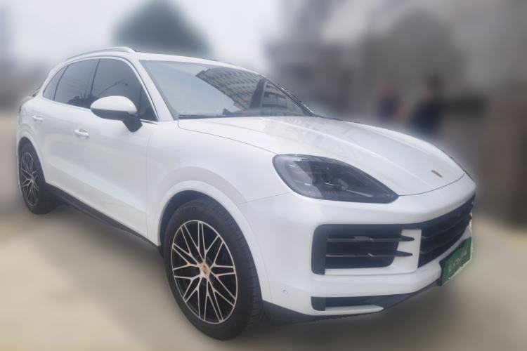 Used Porsche Cayenne 2025 Cayenne 3.0T Front Right 45 Deg