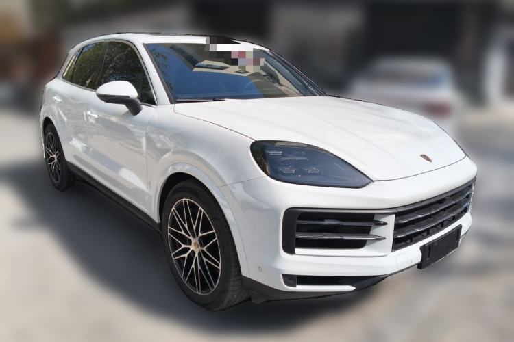 Used Porsche Cayenne 2025 Cayenne 3.0T Front Right 45 Deg