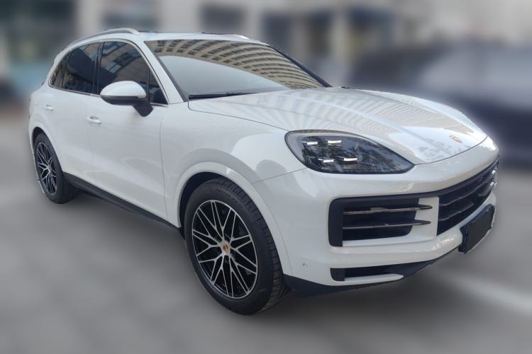 Used Porsche Cayenne 2025 Cayenne 3.0T Front Right 45 Deg
