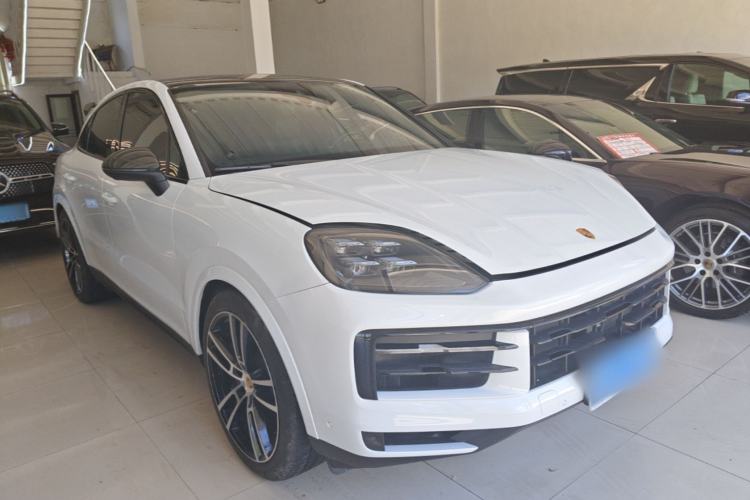 Used Porsche Cayenne 2025 Cayenne Coupé 3.0T Front Right 45 Deg