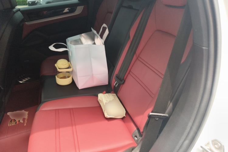 Used Porsche Cayenne 2025 Cayenne 3.0T Left Rear Seat